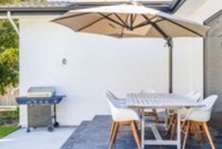 , 22747 Erwin, Woodland Hills, CA 91367 - 40