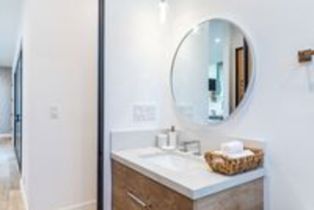 , 22747 Erwin, Woodland Hills, CA 91367 - 28