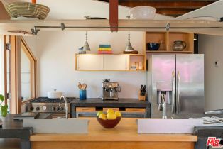 Single Family Residence, 2311 Glencoe ave, Venice, CA 90291 - 10