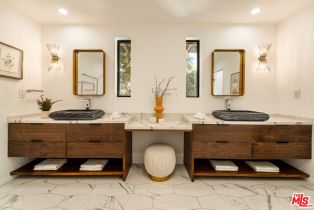 Single Family Residence, 11587 Sunshine ter, Studio City, CA 91604 - 22