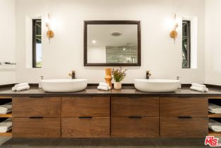 Single Family Residence, 11587 Sunshine ter, Studio City, CA 91604 - 14