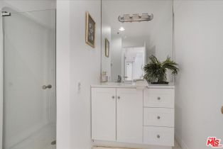 Condominium, 10960 Ashton ave, Westwood, CA 90024 - 10