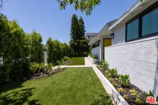 Single Family Residence, 4800 Mary Ellen ave, Sherman Oaks, CA 91423 - 38