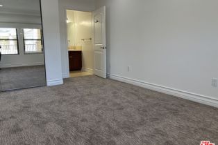 Condominium, 12045 Hoffman st, Studio City, CA 91604 - 16