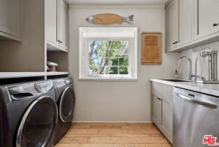 Single Family Residence, 4658 Del Moreno dr, Woodland Hills, CA 91364 - 13