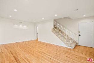 , 752 18th st, Santa Monica, CA 90402 - 4