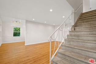 , 752 18th st, Santa Monica, CA 90402 - 3