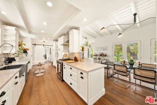 Single Family Residence, 13513 Cheltenham dr, Sherman Oaks, CA 91423 - 10