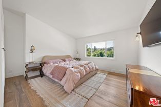 Single Family Residence, 13513 Cheltenham dr, Sherman Oaks, CA 91423 - 15