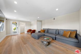 Single Family Residence, 13513 Cheltenham dr, Sherman Oaks, CA 91423 - 21