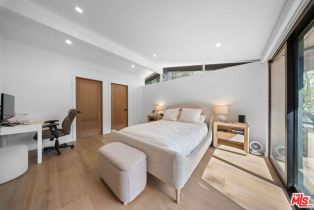 Single Family Residence, 22261 Ybarra rd, Woodland Hills, CA 91364 - 19