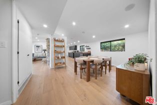 Single Family Residence, 22261 Ybarra rd, Woodland Hills, CA 91364 - 13