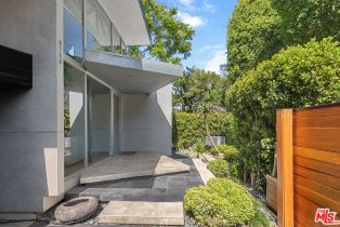 , 8735 Dorrington ave, West Hollywood , CA 90048 - 8