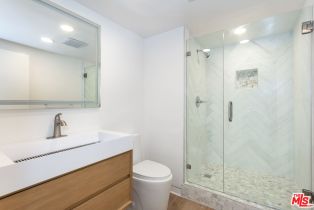 Condominium, 301 Rexford dr, Beverly Hills, CA 90212 - 10