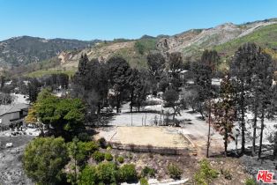 , 17138 Avenida De La Herradura, Pacific Palisades, CA 90272 - 5