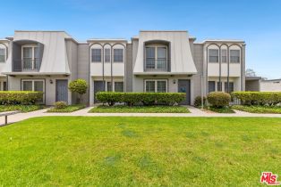 Condominium, 22049 Oxnard st, Woodland Hills, CA 91367 - 2
