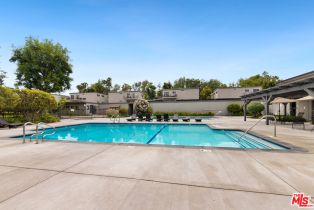 Condominium, 22049 Oxnard st, Woodland Hills, CA 91367 - 35
