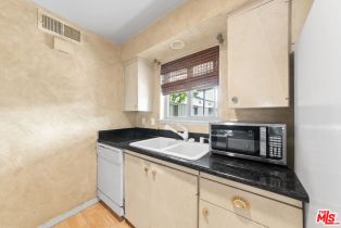 Condominium, 22049 Oxnard st, Woodland Hills, CA 91367 - 11