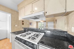 Condominium, 22049 Oxnard st, Woodland Hills, CA 91367 - 13