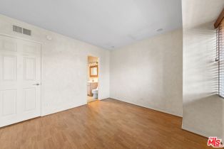 Condominium, 22049 Oxnard st, Woodland Hills, CA 91367 - 28