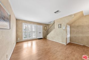 Condominium, 22049 Oxnard st, Woodland Hills, CA 91367 - 3
