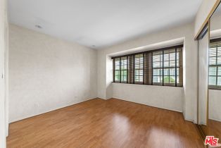 Condominium, 22049 Oxnard st, Woodland Hills, CA 91367 - 26