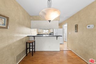 Condominium, 22049 Oxnard st, Woodland Hills, CA 91367 - 8