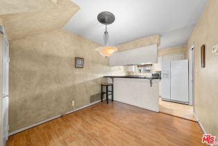 Condominium, 22049 Oxnard st, Woodland Hills, CA 91367 - 7