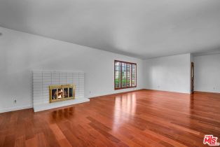 , 2925 Dona Susana dr, Studio City, CA 91604 - 4