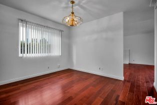 , 2925 Dona Susana dr, Studio City, CA 91604 - 7