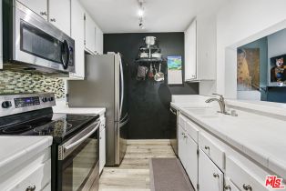 Condominium, 5460 White Oak ave, Encino, CA 91316 - 8