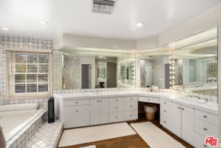 Single Family Residence, 444 Loring ave, Westwood, CA 90024 - 18