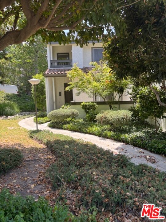 , 1644 Palisades dr, Pacific Palisades, CA 90272 - 1