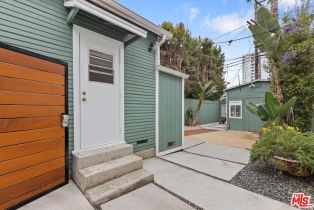 , 2730 2nd st, Santa Monica, CA 90405 - 12