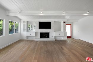 , 1300 Bienveneda ave, Pacific Palisades, CA 90272 - 8