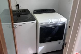 , 2521 Abbot Kinney blvd, Venice, CA 90291 - 11