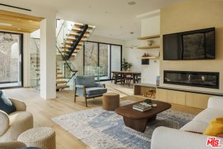 , 3755 Camino De La Cumbre, Sherman Oaks, CA 91423 - 3