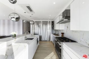 , 1644 Malcolm ave, Westwood, CA 90024 - 24