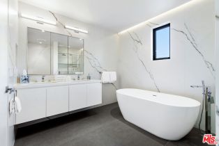 , 1644 Malcolm ave, Westwood, CA 90024 - 39