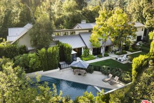 Single Family Residence, 2627 Benedict Canyon Dr, Beverly Hills, CA  Beverly Hills, CA 90210