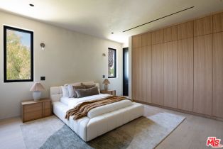 Single Family Residence, 19171 Wells dr, Tarzana, CA 91356 - 71