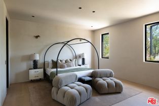 Single Family Residence, 19171 Wells dr, Tarzana, CA 91356 - 73