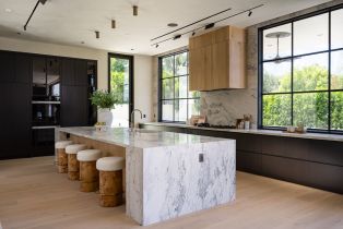 Single Family Residence, 19171 Wells dr, Tarzana, CA 91356 - 37