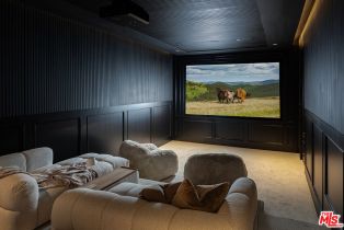 Single Family Residence, 19171 Wells dr, Tarzana, CA 91356 - 45