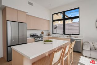 , 3808 College Ave, Culver City, CA 90232 - 5