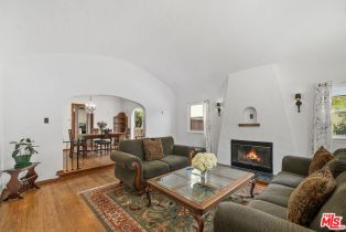 Single Family Residence, 2119 Overland ave, Westwood, CA 90025 - 5