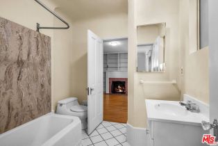 Single Family Residence, 1358 Woodruff ave, Westwood, CA 90024 - 20