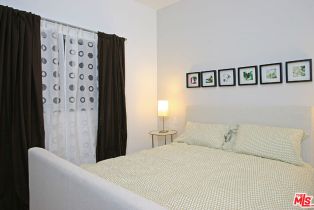 Apartment, 2216 Main st, Santa Monica, CA 90405 - 4