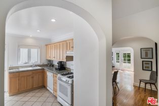 Single Family Residence, 9037 Elevado st, West Hollywood , CA 90069 - 13