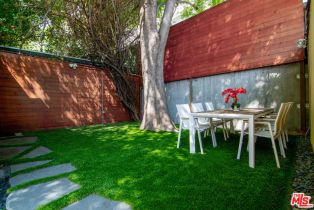 Single Family Residence, 9037 Elevado st, West Hollywood , CA 90069 - 17